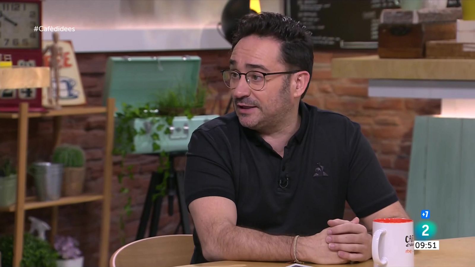 J. A. Bayona: "Estem tots a l'avió de 'La sociedad de la nieve'" - Cafè d'idees | Veure