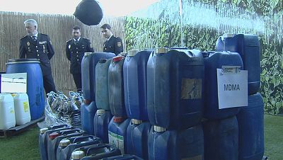 La Polic�a se incauta de 1.900 litros de �xtasis en Altea y Sueca | Ver