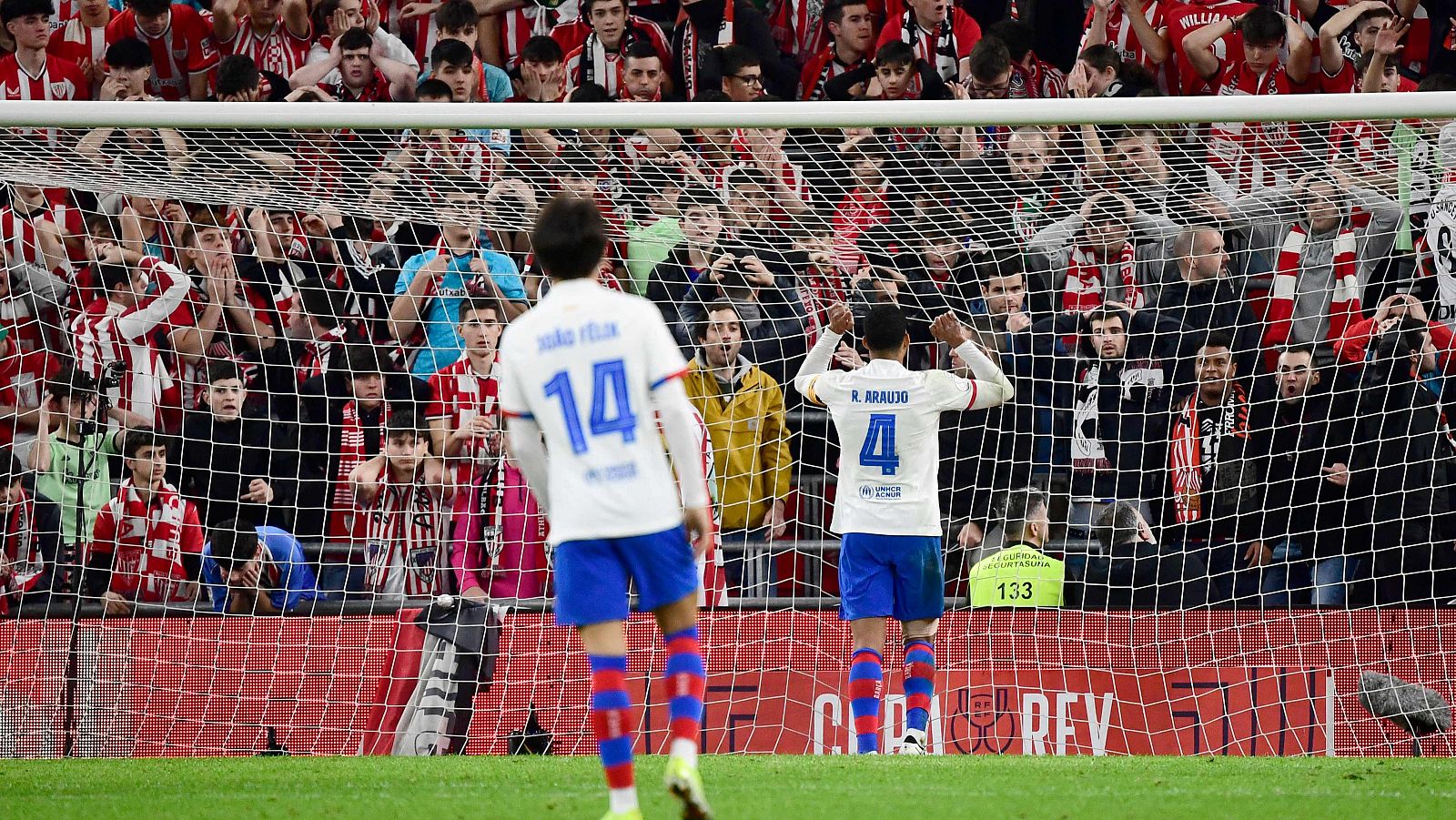 Araujo, tras la eliminación del Barça: "Tuvimos que ser más inteligentes" - Copa del Rey | Ver