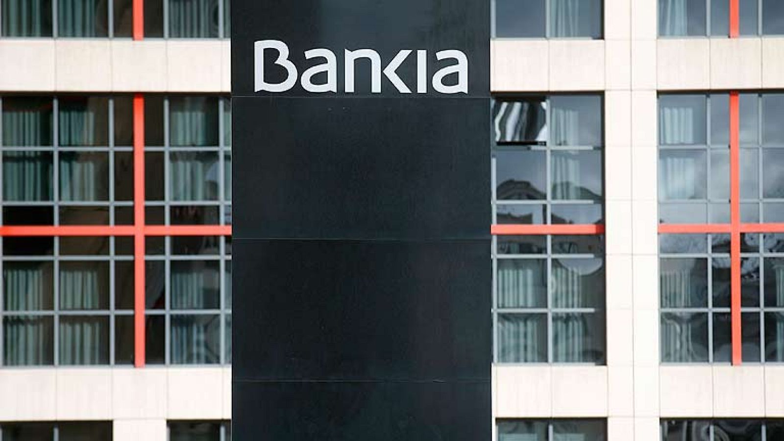Bankia aplicará una quita del 39% en las preferentes vendidas a particulares
