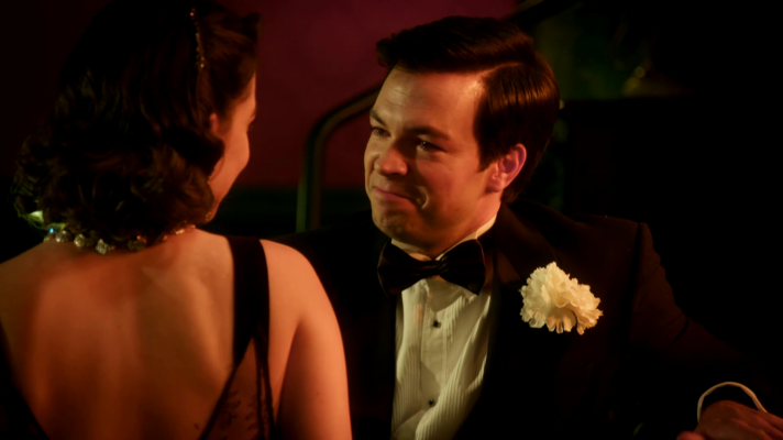 Salón de té La Moderna - Jacobo besa a Carla en el Madrid Cabaret