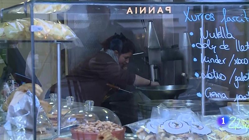 Com encaren la reducció de la jornada laboral al camp i l'hosteleria - L'Informatiu | Ver