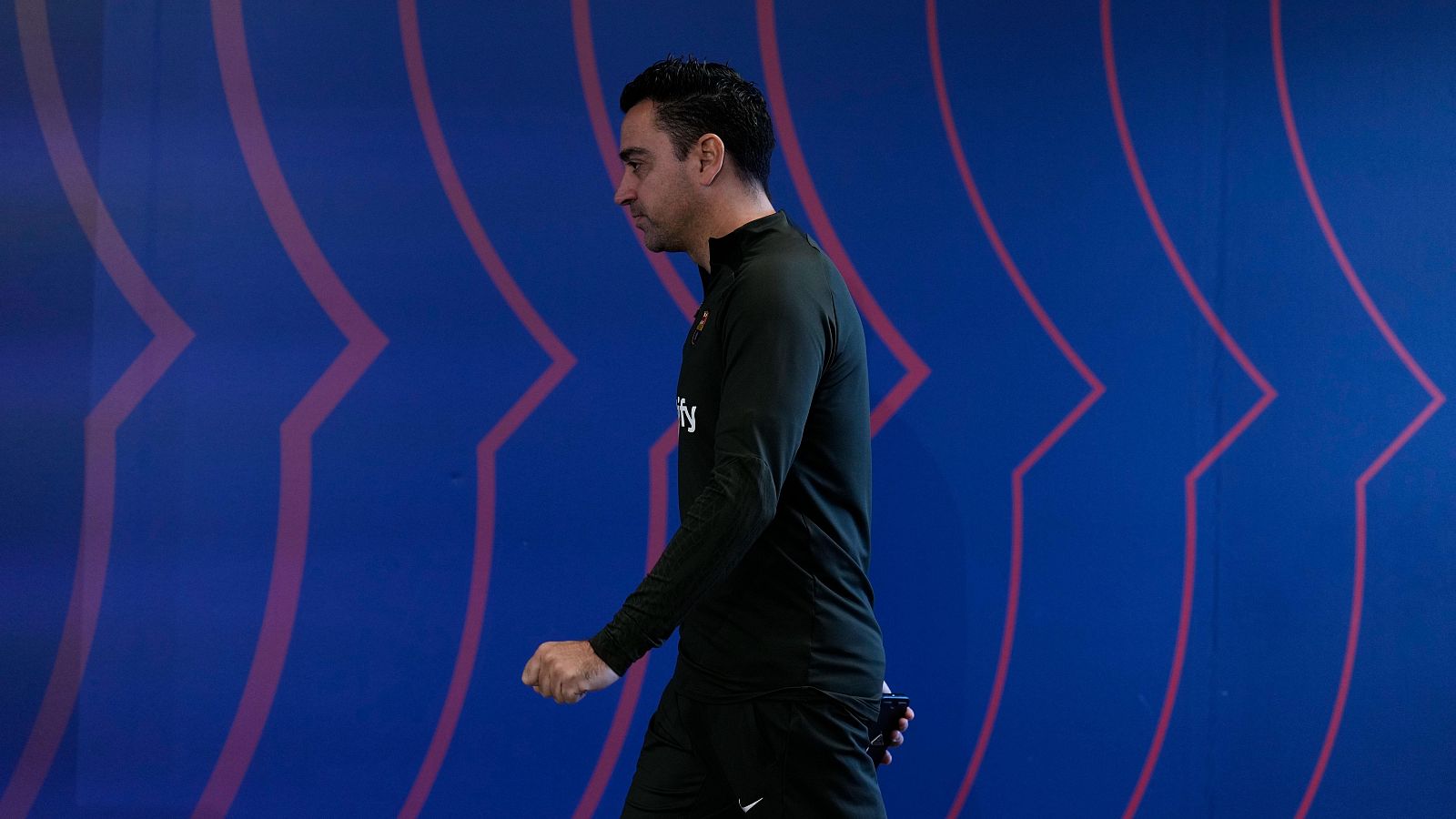 Xavi: "Me queda menos que más en el Barça" | Ver