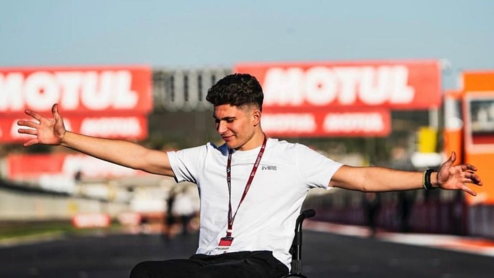 Carlos Tatay no pierde la esperanza | Ver