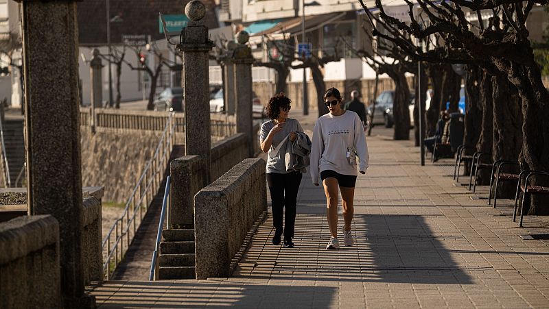 Cielos poco nubosos y sin precipitaciones en la mayor parte de España - El tiempo | Ver
