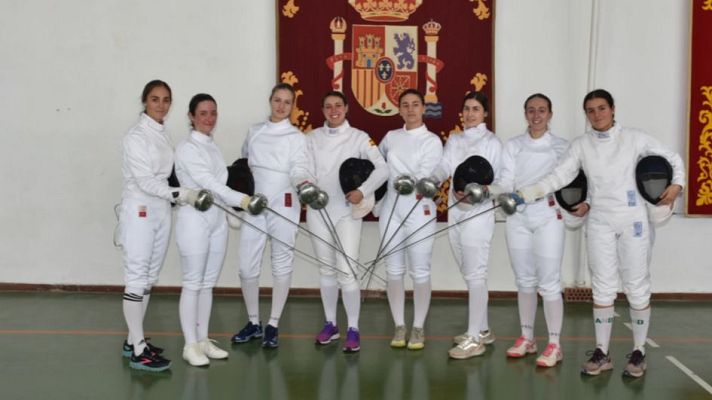Telediario Fin de Semana - La princesa Leonor compite en un torneo de esgrima entre Academias Militares