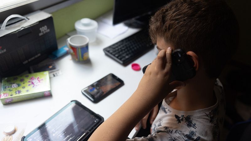 Sánchez califica de "epidemia" la exposición a la pornografía de los menores - Informativo 24h | Ver