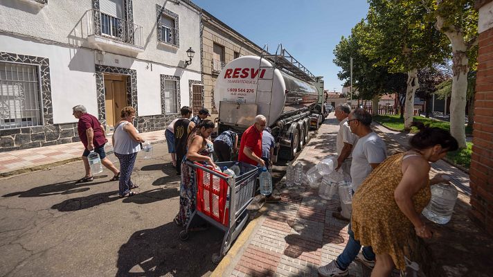 Telediario 2 - Diez meses sin agua corriente potable en el norte de Córdoba: así lo vive la población
