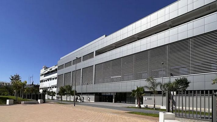 Telediario 1 - Las donaciones de cuerpos son hechas en vida y las personas reciben un carnet de donante