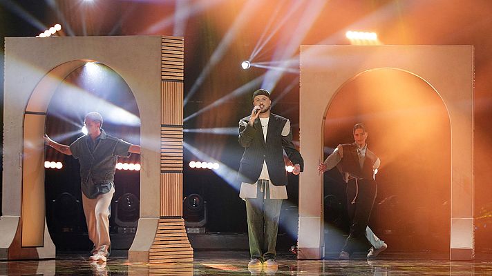 Benidorm Fest 2024: Dellacruz canta “BESO EN LA MAÑANA” | Ver