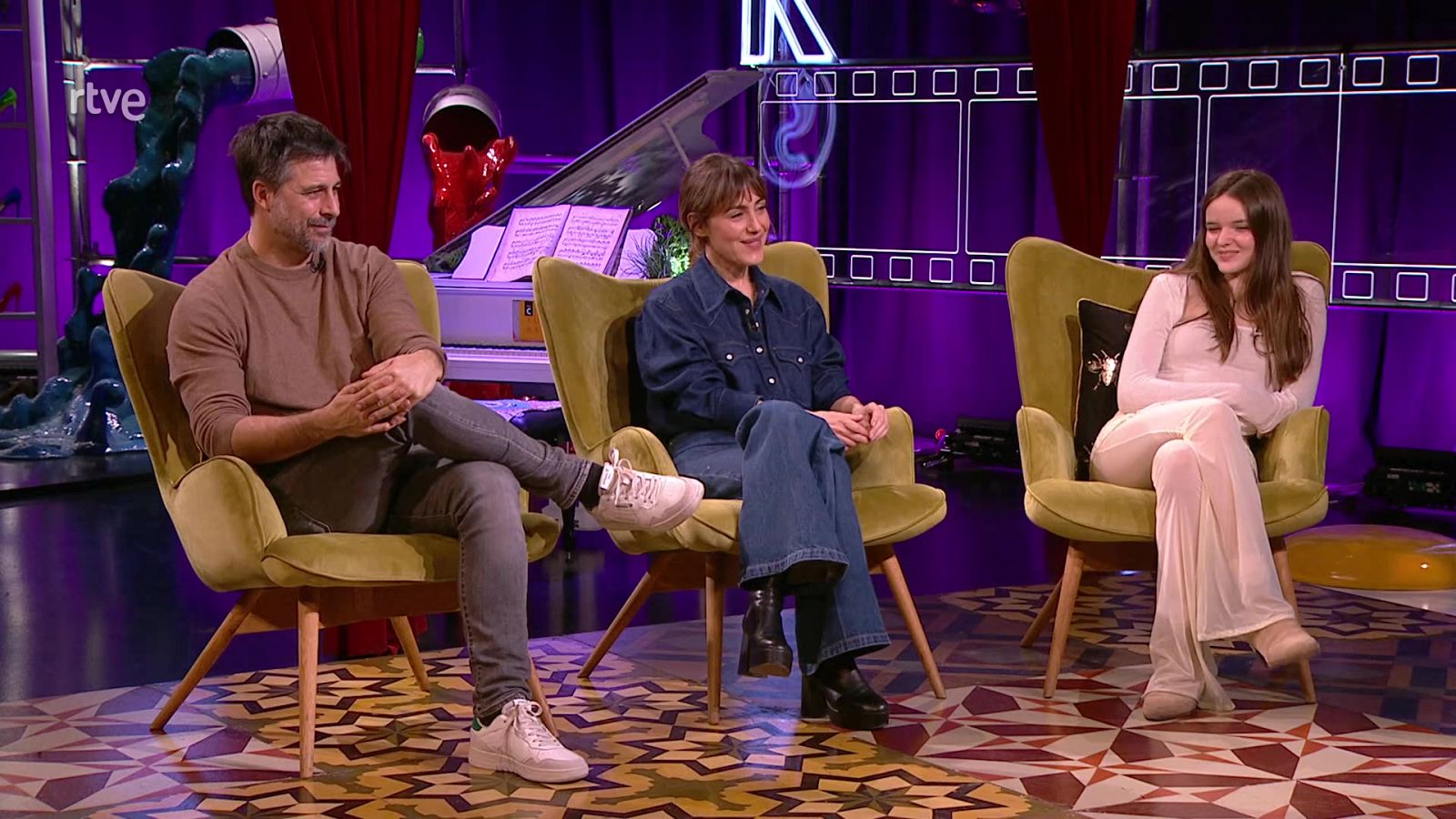 Entrevista a Hugo Silva, Irene Montalà y Zoé Arnao - Culturas 2 - Culturas 2 | Ver