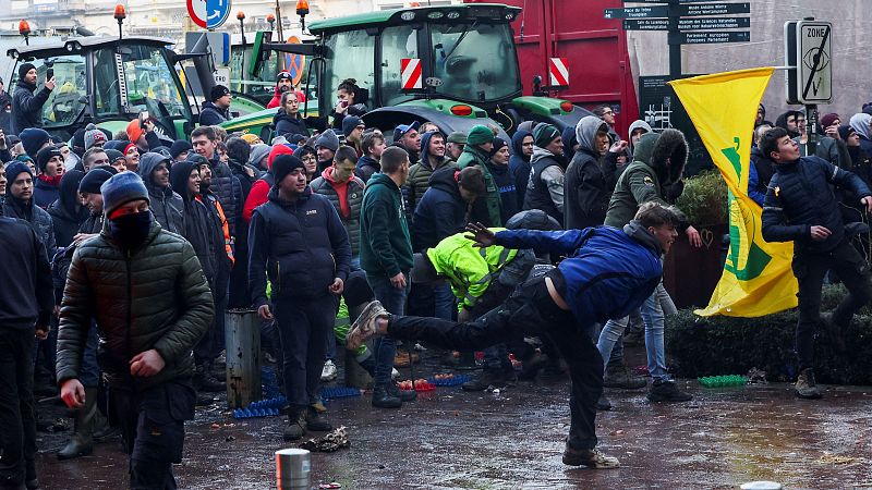 La protesta agraria estalla en Europa | Veure