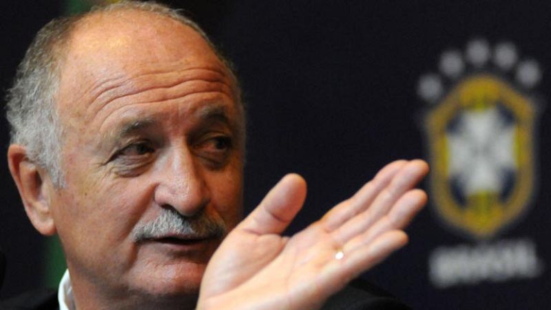 Scolari hizo campeona del mundo a Brasil en 2002 | Ver