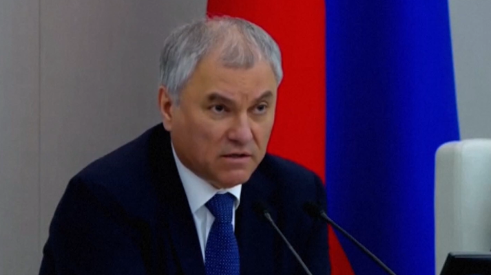 Telediario 1 - Rusia proclama una ley para condenar a aquellos que desacrediten al ejército