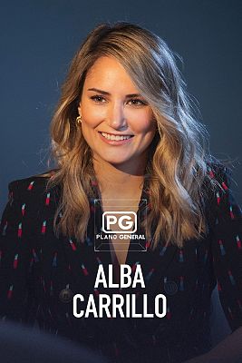 Plano general - Alba Carrillo
