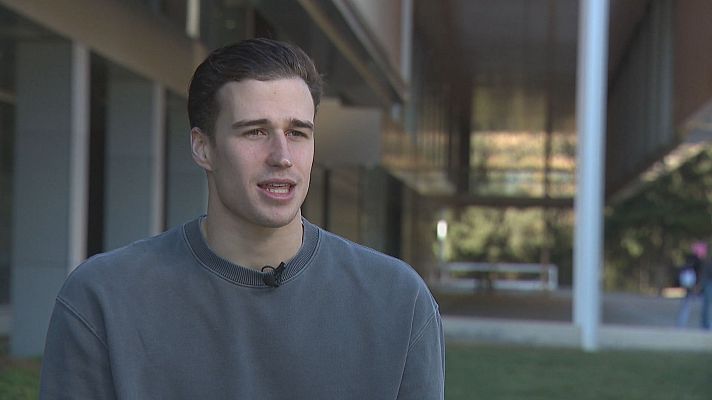 Telediario 2 - Waterpolo | Álvaro Granados, héroe del Europeo, quiere más