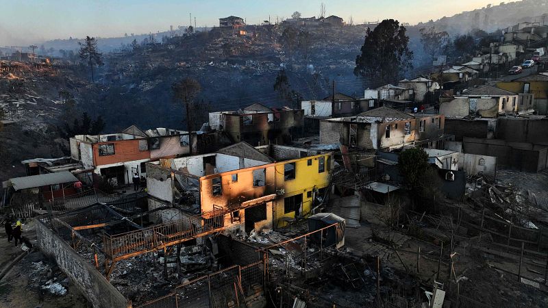 Chile decreta el estado de excepción por incendios en Valparaíso | Ver