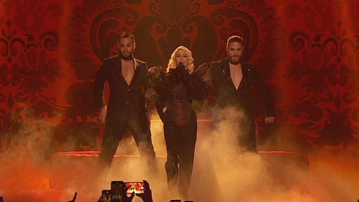 L'Informatiu - Nebulossa guanya el Benidorm Fest i representarà Espanya a Eurovisió