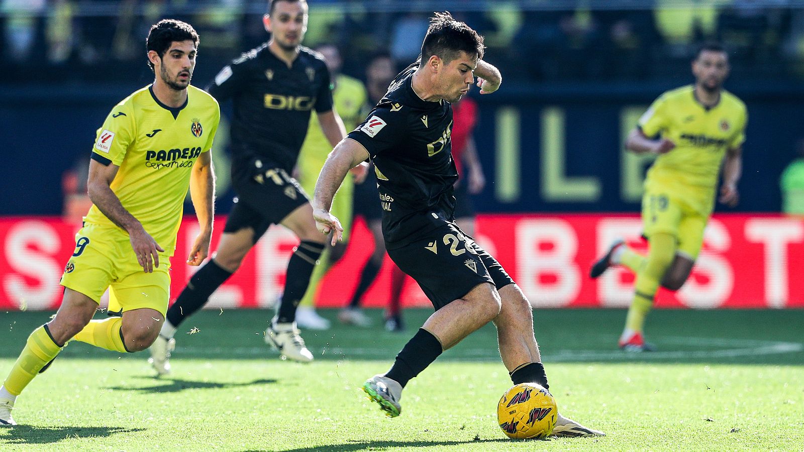 Villarreal - Cádiz: resumen del partido de la 23ª jornada en vídeo | Ver