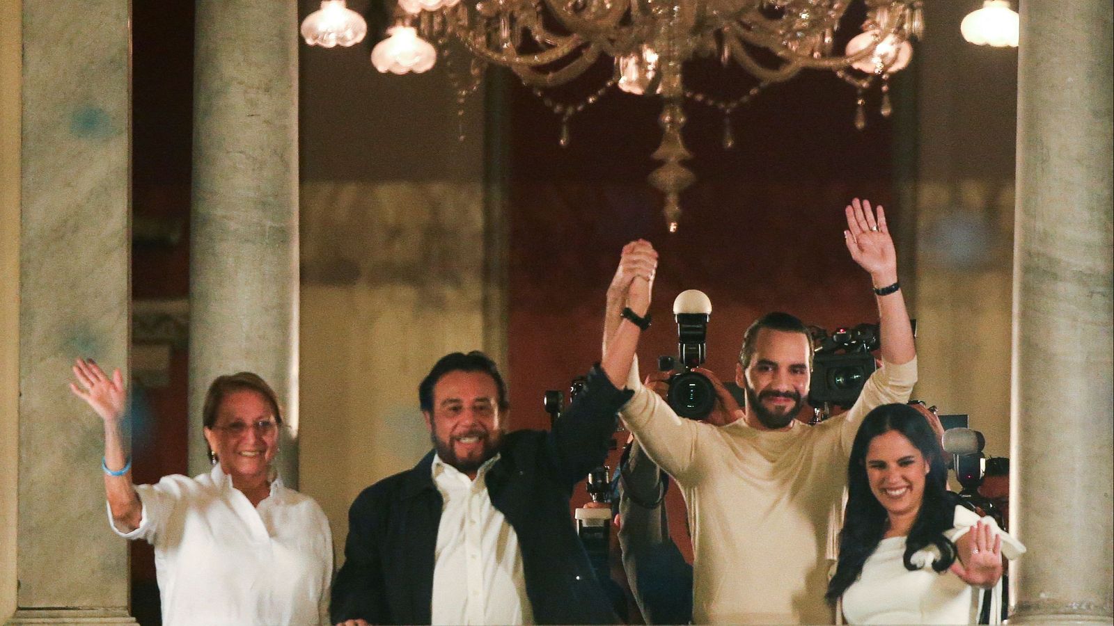 Bukele se autoproclama ganador de las elecciones en El Salvador | Ver