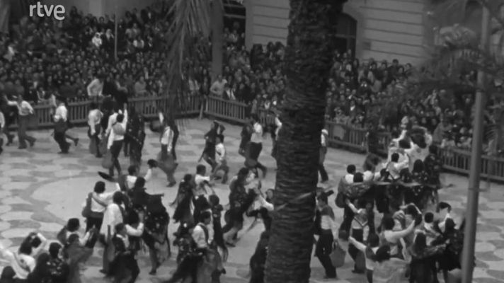 Arxiu TVE Catalunya - Carnaval de Vilanova i la Geltrú, el 1974