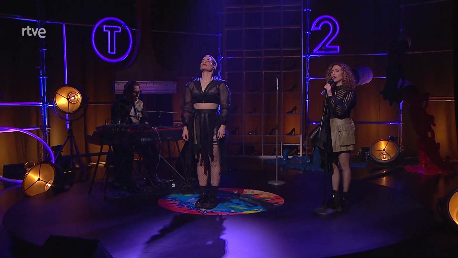 Actuación de Clara Gispert - Culturas 2 - Culturas 2 | Ver