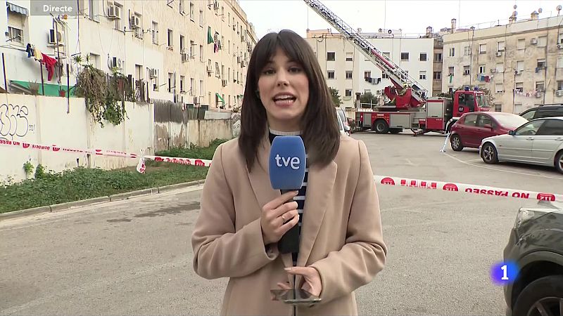 S'enfonsa un bloc de cinc pisos a Badalona - L'Informatiu | Ver