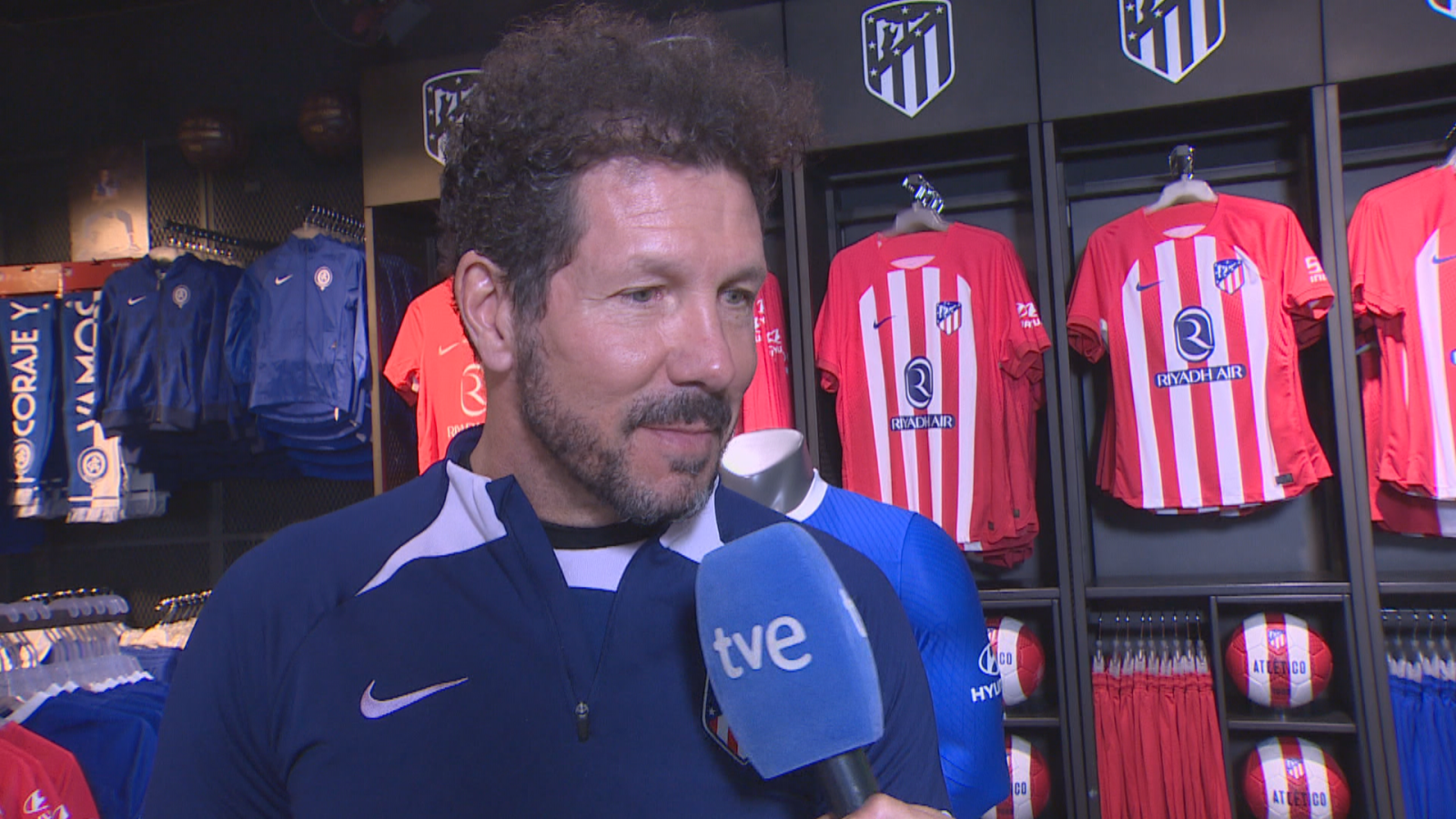 Simeone: "Necesitamos el empuje y la fuerza de nuestra gente" - Fútbol | Ver