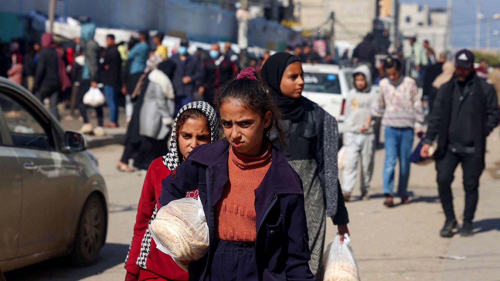 Guerra en Gaza: los desplazados se amontonan en el extremo sur - Telediario Internacional | Ver