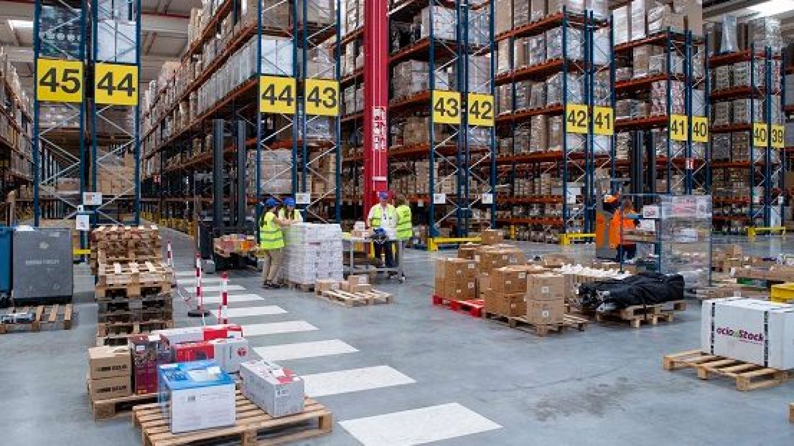 Para Todos La 2-Acompartir. Recoger alimentos y ropa para las ongs - Para todos La 2 | Ver