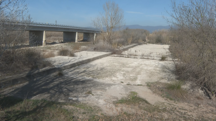 L'Informatiu - Entitats ecologistes amplien la denúncia contra l'ACA per l'estat del riu Muga
