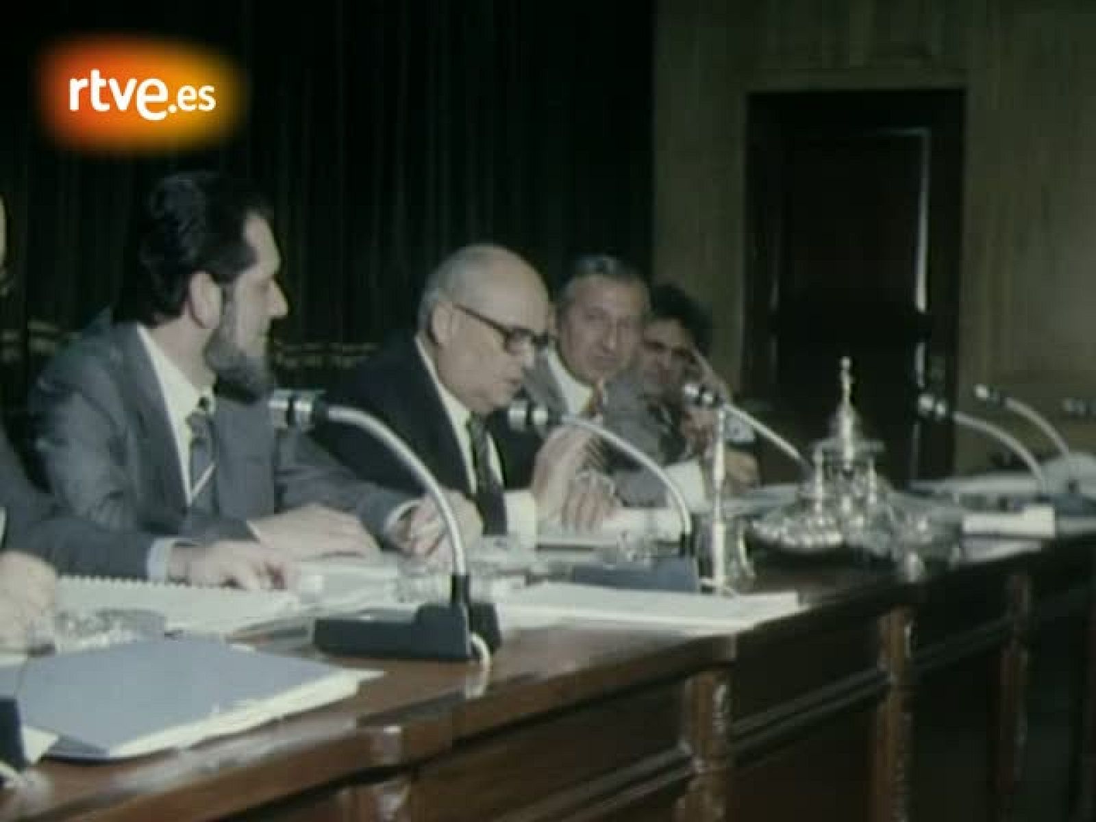 Tribuna del Parlamento - Los debates constitucionales (3) - Archivo Constitución | Ver