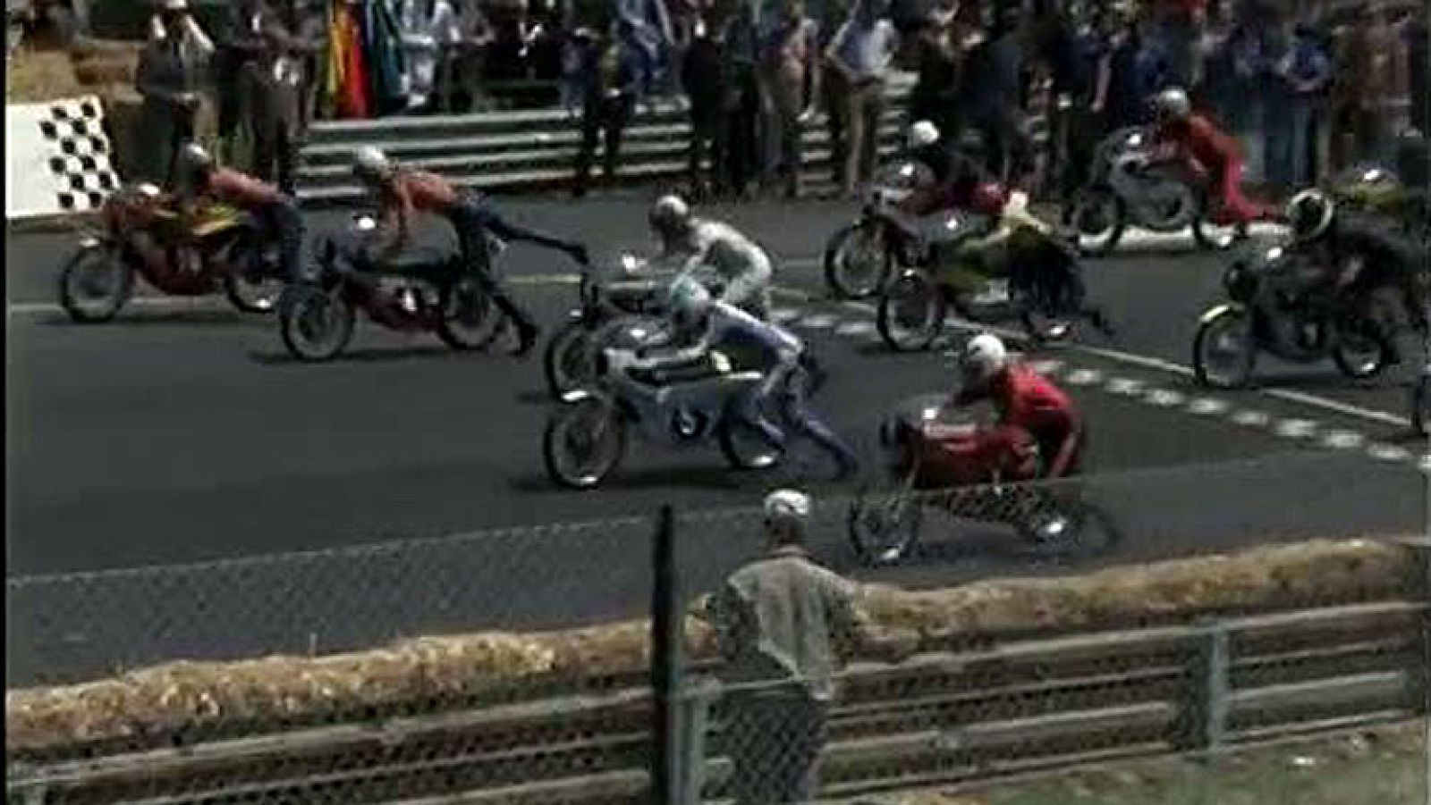 Se cumplen 40 años del doble mundial de Ángel Nieto