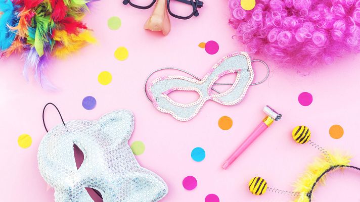 Telediario 1 - Animales, vaqueros o medievales: ¿de qué me disfrazo para Carnaval?