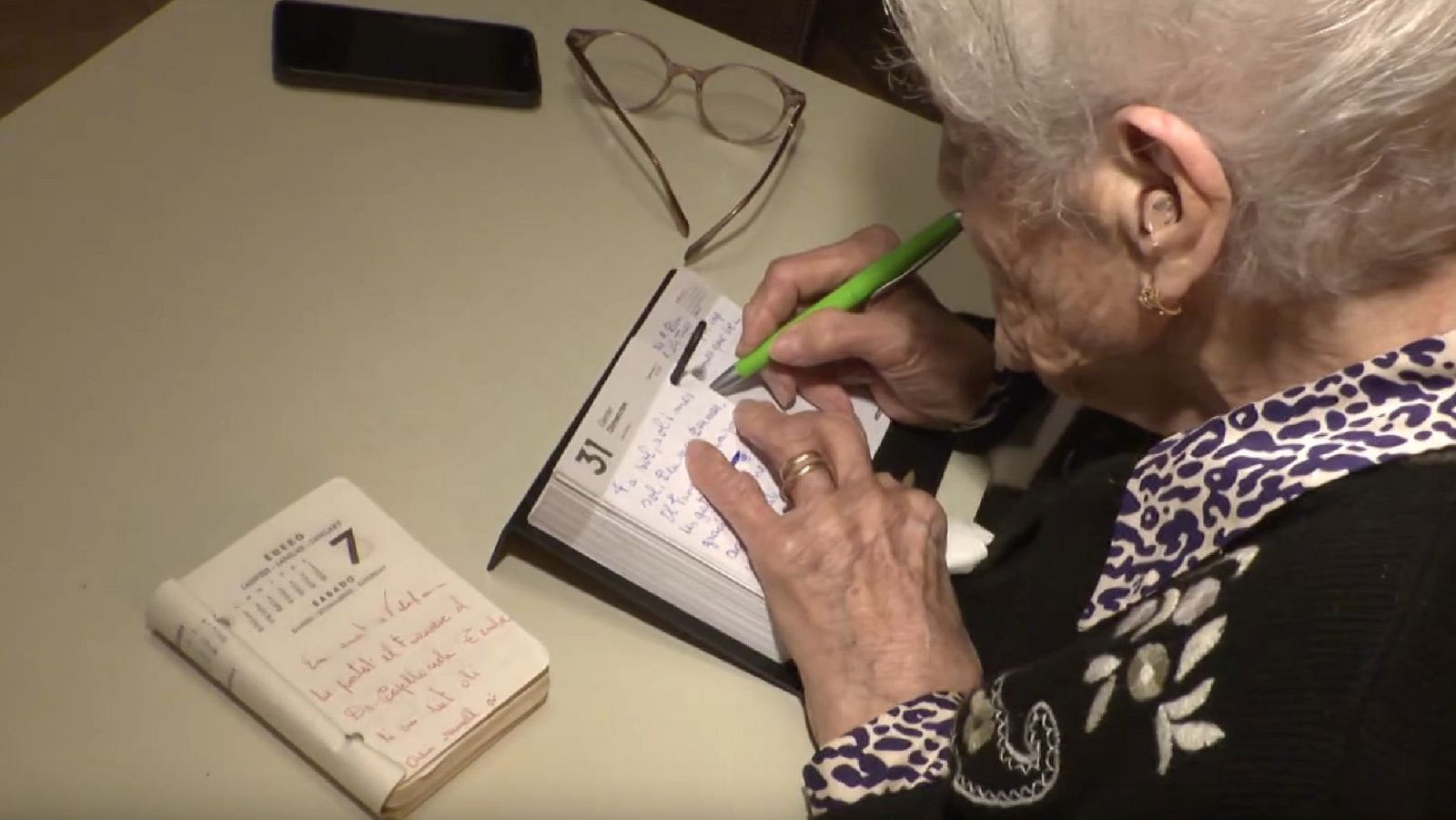 La vida, día a día durante 57 años, en un diario | Ver