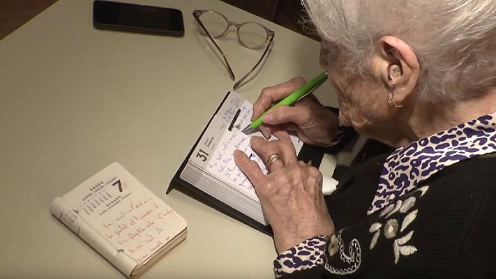 Telediario 2 - La vida, día a día durante 57 años, en un diario