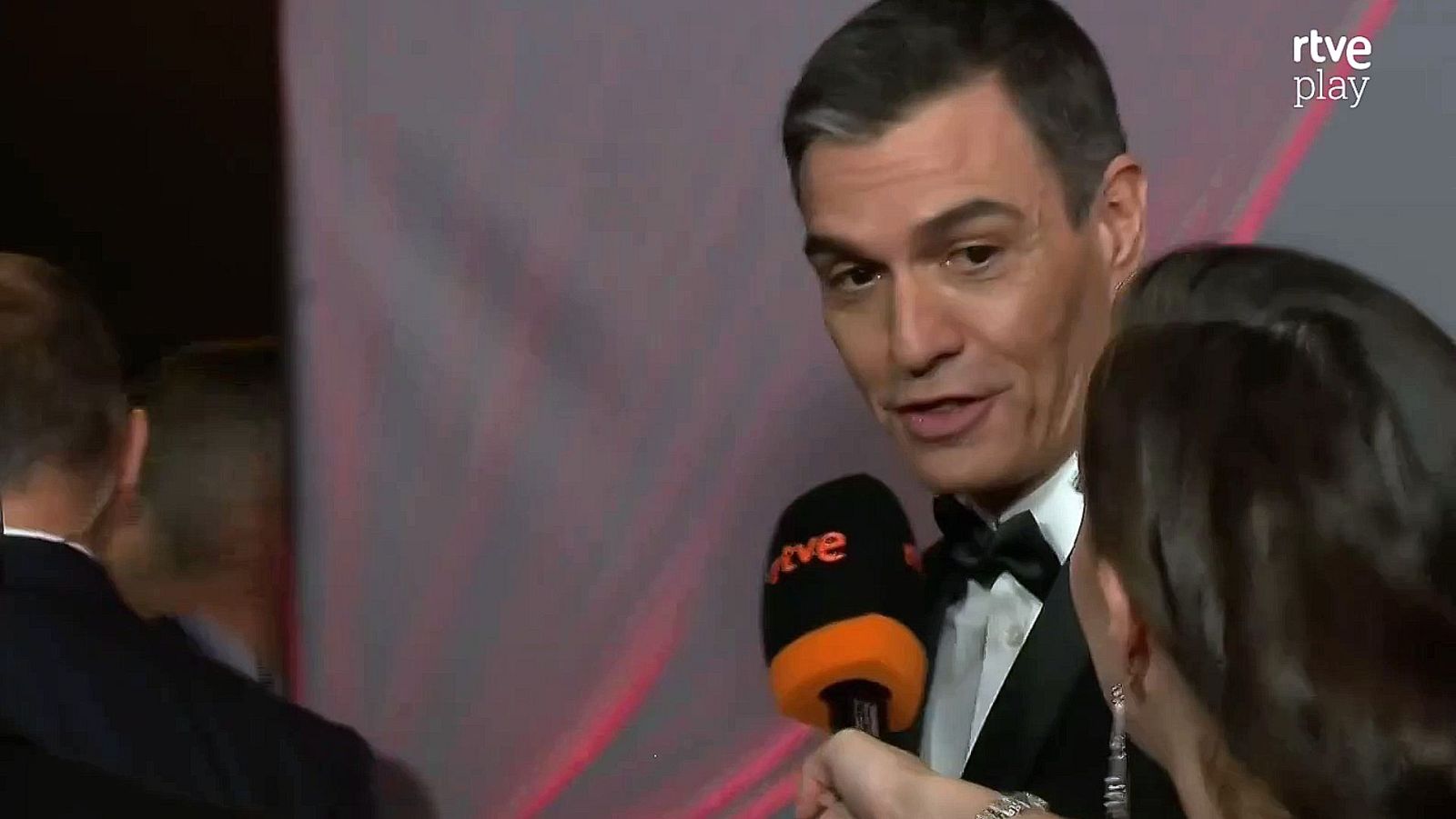 Premios Goya 2024: El encuentro de Inés Hernand y Pedro Sánchez | Ver