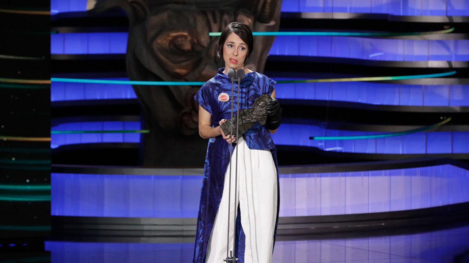 Goya 2024 | Estibaliz Urresola gana el Goya a la mejor dirección novel por '20.000 especies de abejas' - Premios Goya | Ver