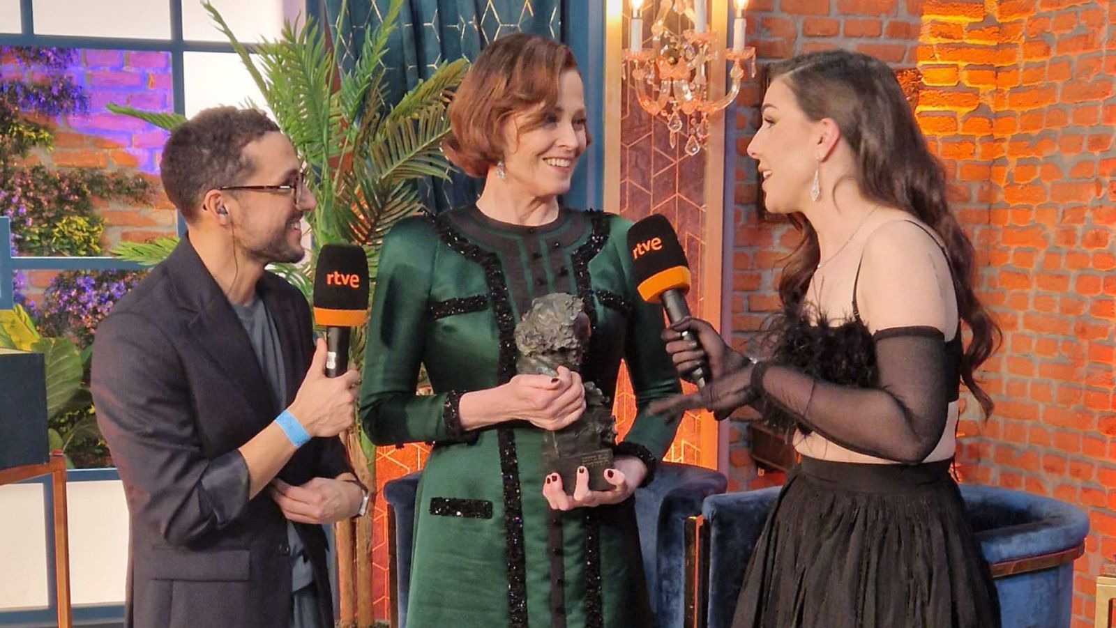 Backstage Goya 2024:  Sigourney Weaver, Goya Internacional - Premios Goya | Ver