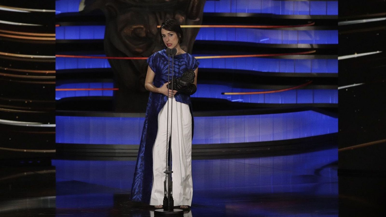 '20.000 especies de abejas', mejor guion original en los Goya 2024 - Premios Goya | Ver