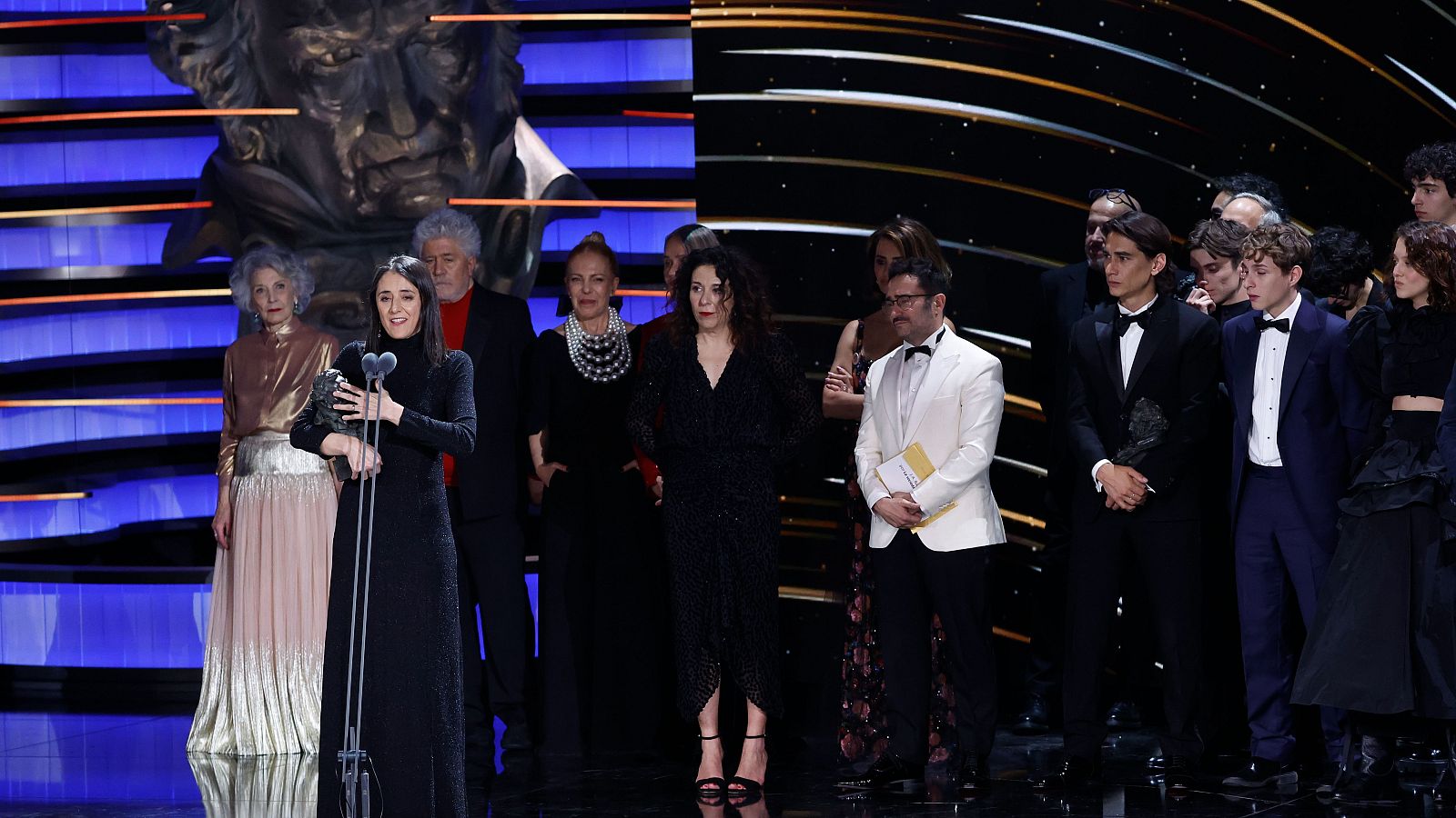 Goya 2024 | 'La sociedad de la nieve' se alza con el Goya 2024 a la mejor película - Premios Goya | Ver