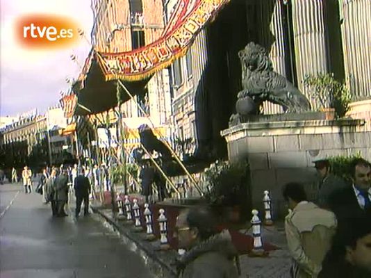 Archivo Constitución - El Rey Don Juan Carlos I sanciona la Constitución española