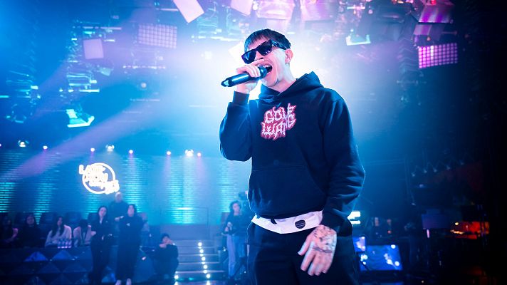 Late Xou con Marc Giró - Actuación de Cupido