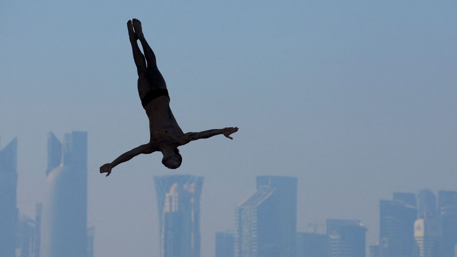 Natación - Saltos High Diving Campeonato del Mundo. 1ª Y 2ª ronda masculina - 13/02/24 - ver ahora