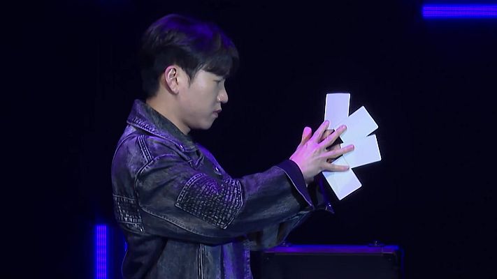 Telediario 2 - El Teatro Circo Price reúne a los mejores ilusionistas del mundo en el Festival Internacional de Magia de Madrid