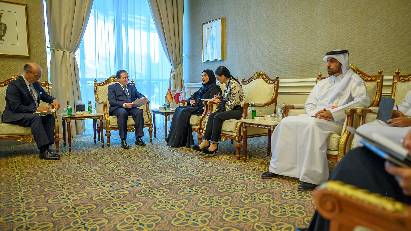 El ministro de exterior español realiza una gira diplomática exprés por Oriente Próximo | Ver