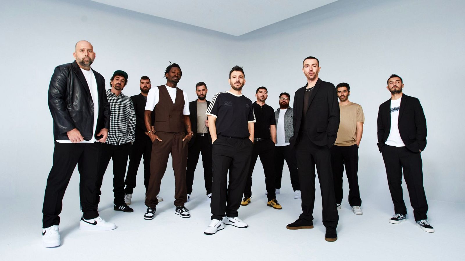 La Raíz anuncia una gira breu per a retrobar-se després del seu últim concert en 2018 - L'informatiu - Comunitat Valenciana | Ver