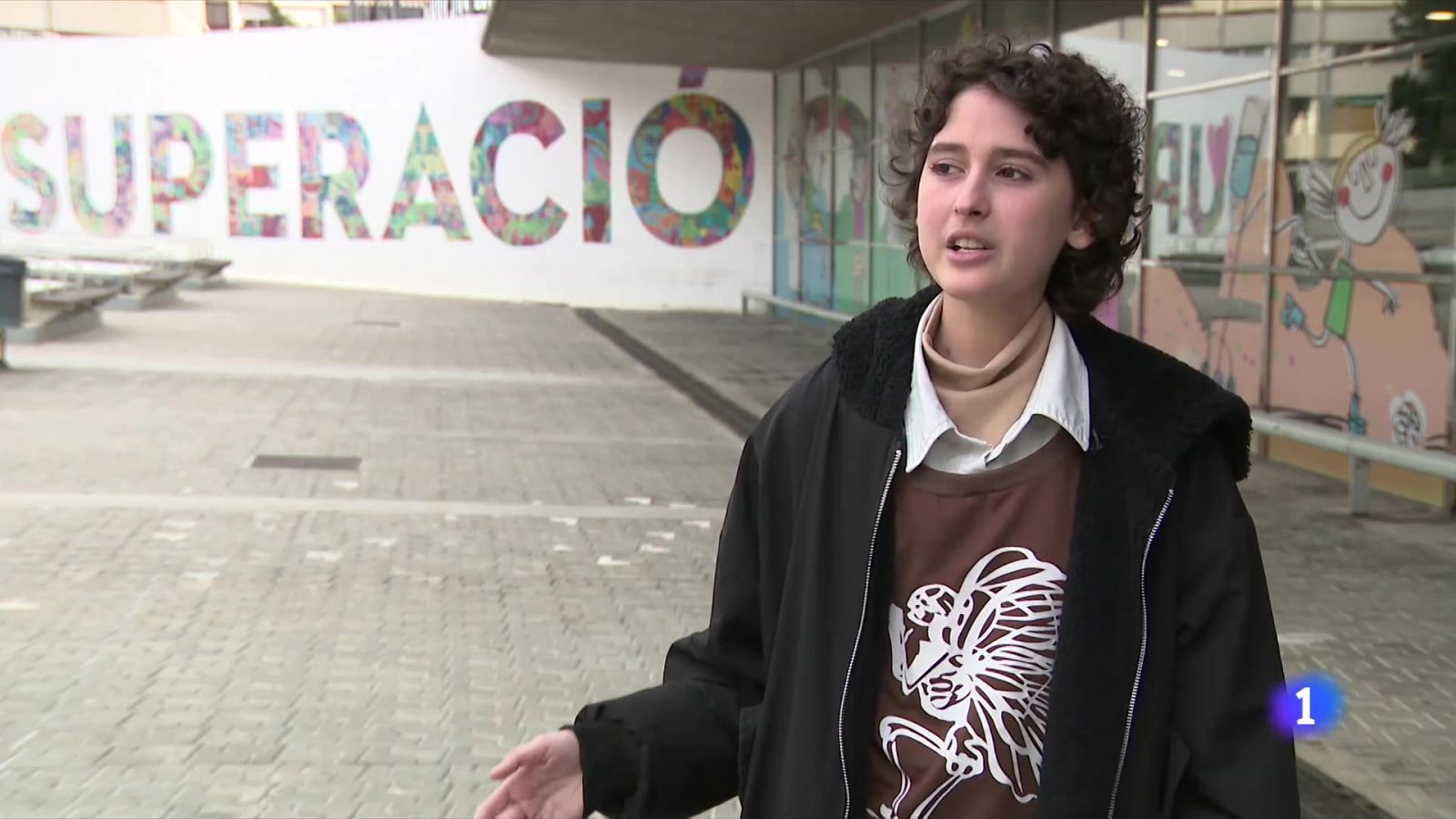 Mercè, supervivent de càncer infantil: "Jo encara no havia tingut l'oportunitat de madurar" - L'Informatiu | Ver