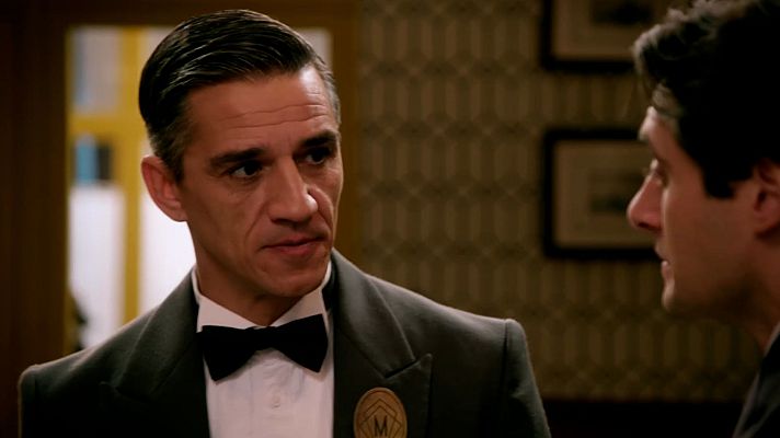 Salón de té La Moderna - Cañete comienza a ver a Teresa con otros ojos