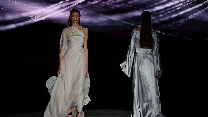  - Nuevas propuestas desfilan en la segunda jornada de la Madrid Fashion Week